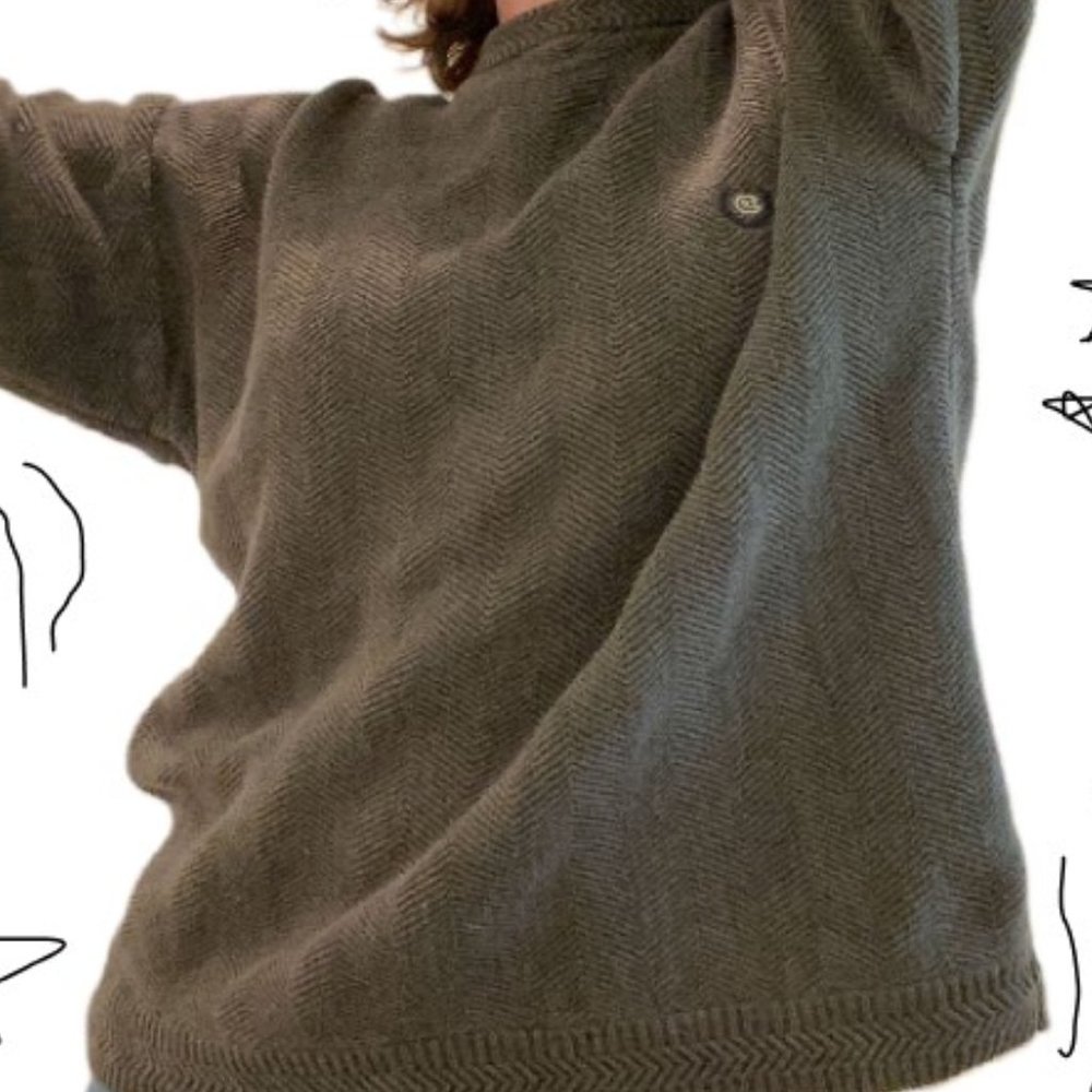 vintage thrifted dark green oversized men's knit sweater